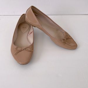 Nude Ballet Flats